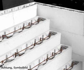 Isothermpool-mit-Treppe-Deluxe