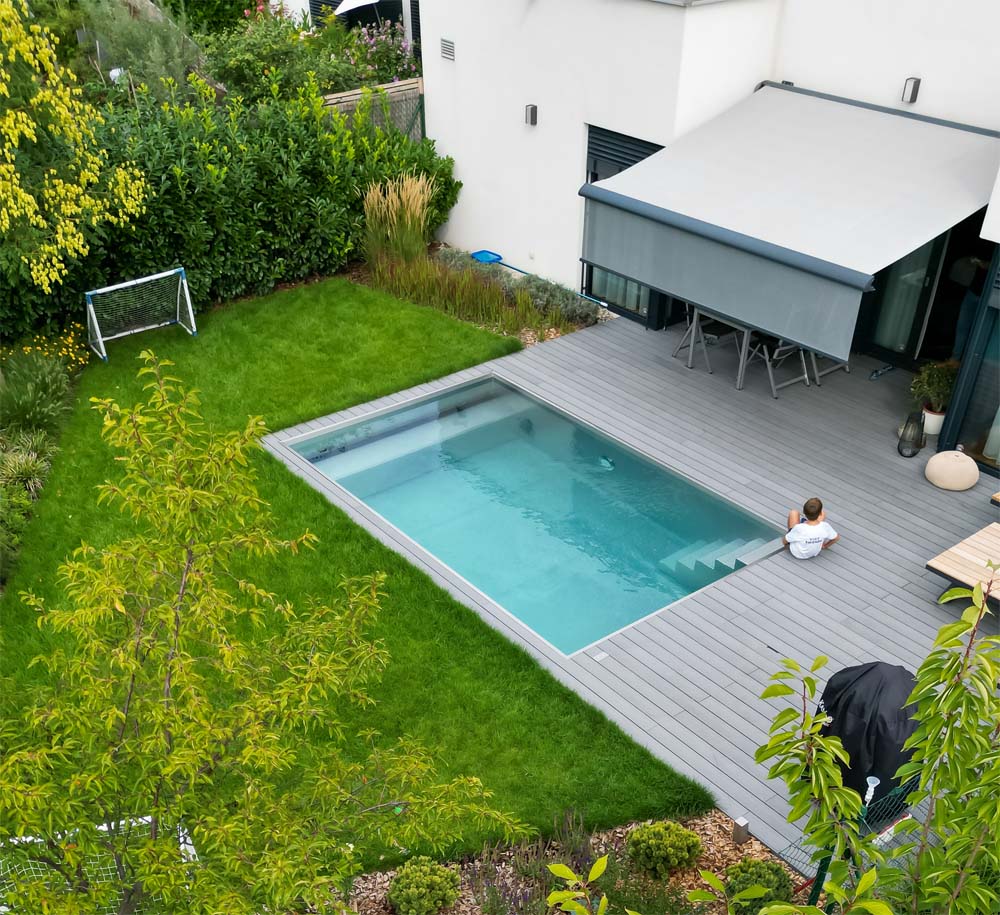 Edelstahlpool